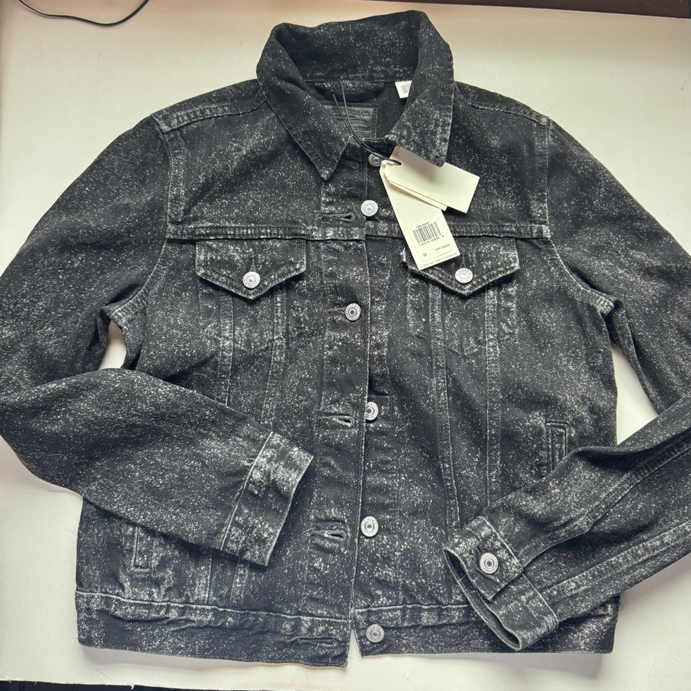NWT Levi’s Black Denim Jacket Size M